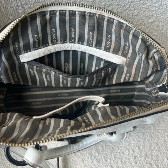 Mimco leather turn-lock bag white - Picture 8 of 10